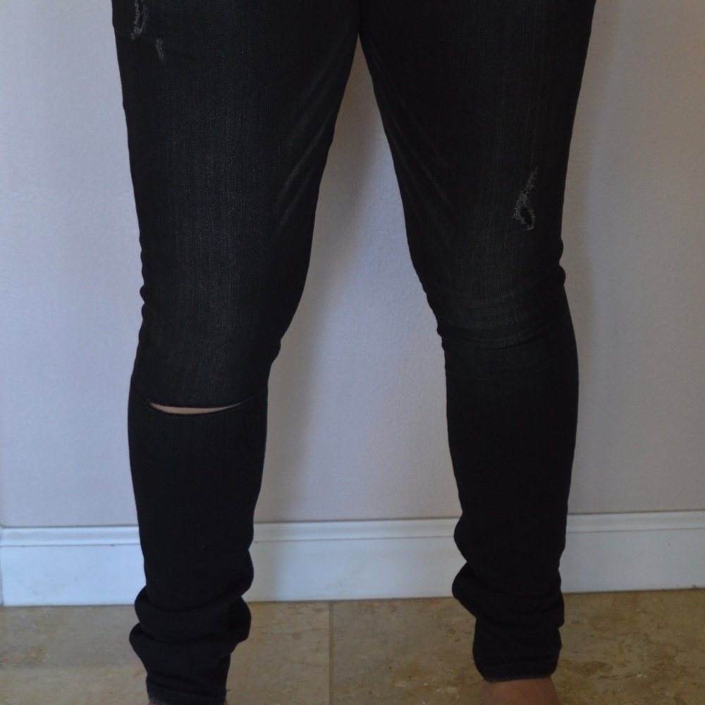 Express Black w/Minimal Rips Jeans